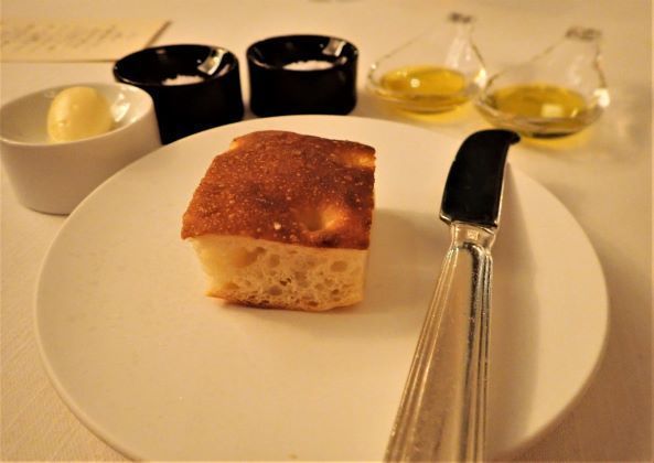 パンとオリーブオイルと塩(イタリア産).JPG